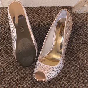 jennifer lopez peep toe 5 inch heels